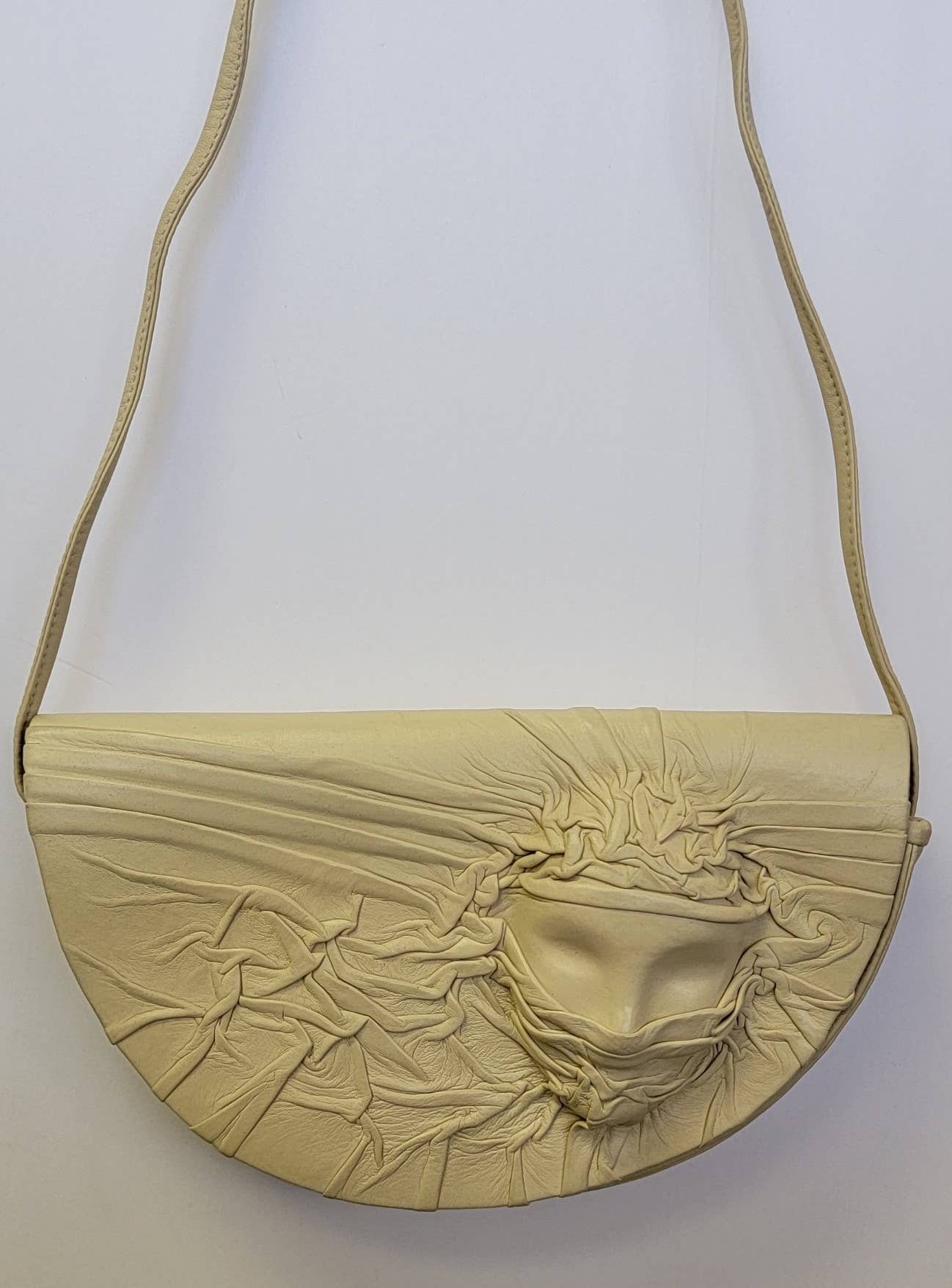 LEATHER 2 D FACE CLUTCH - EPOQUE