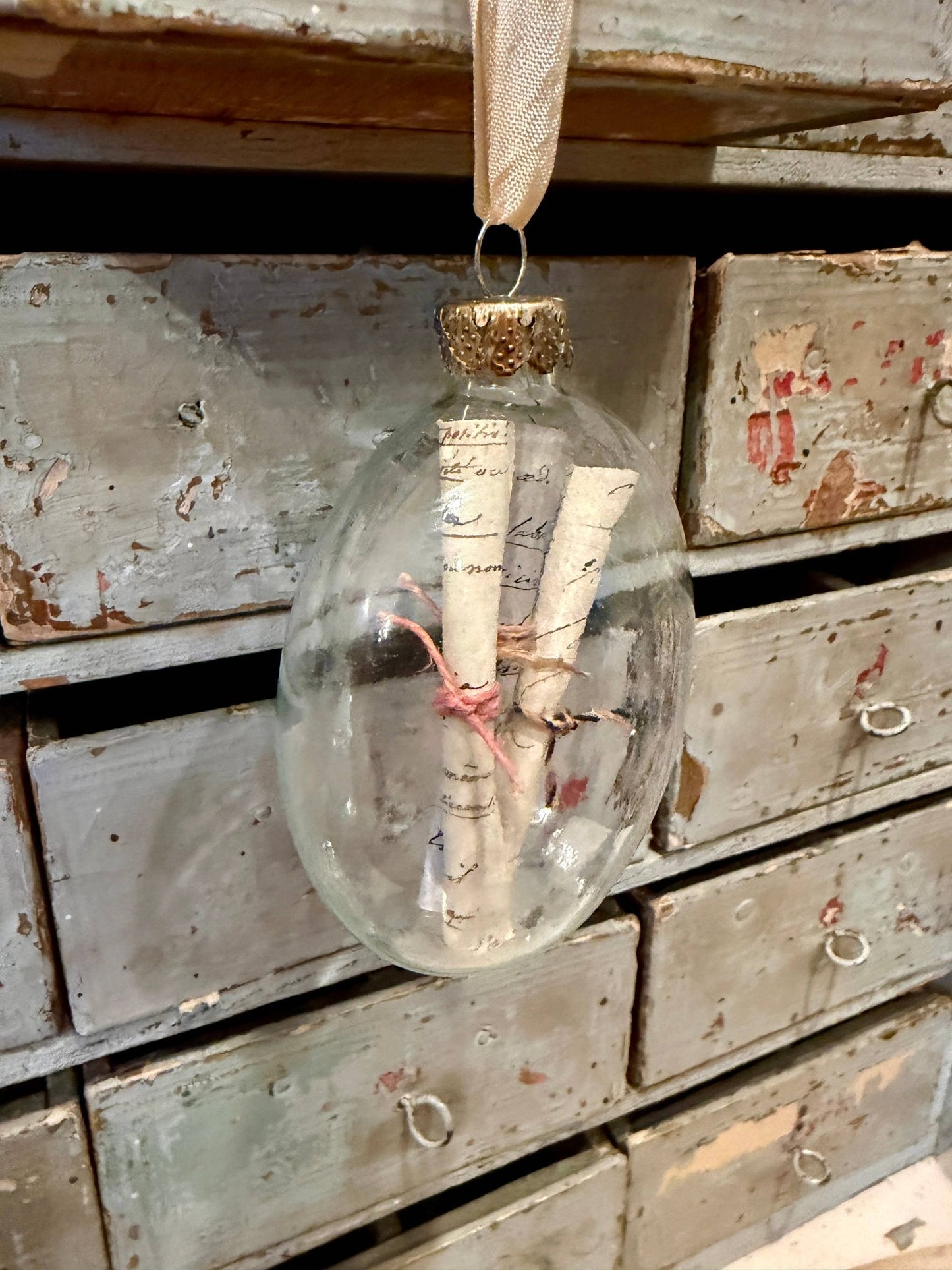 3" Glass French Ephemera ornament - EPOQUE
