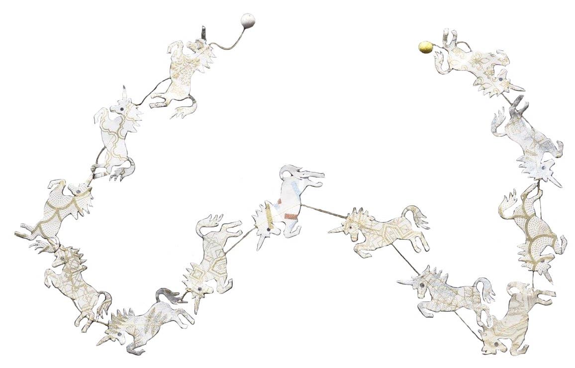 5ft Paper Garland, metallic unicorn - EPOQUE