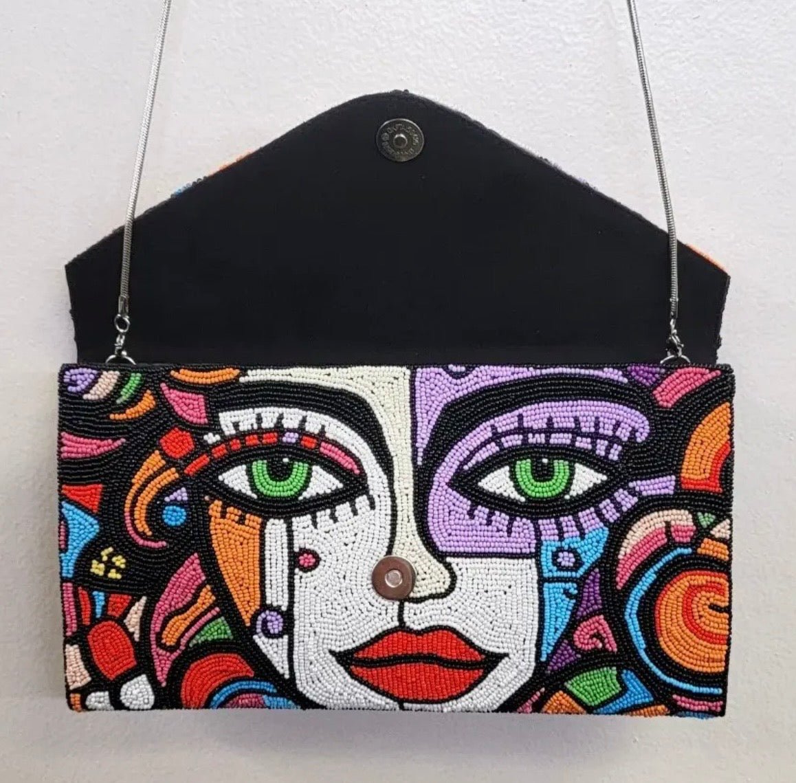 Beaded Abstract Face Crossbody Purse - EPOQUE