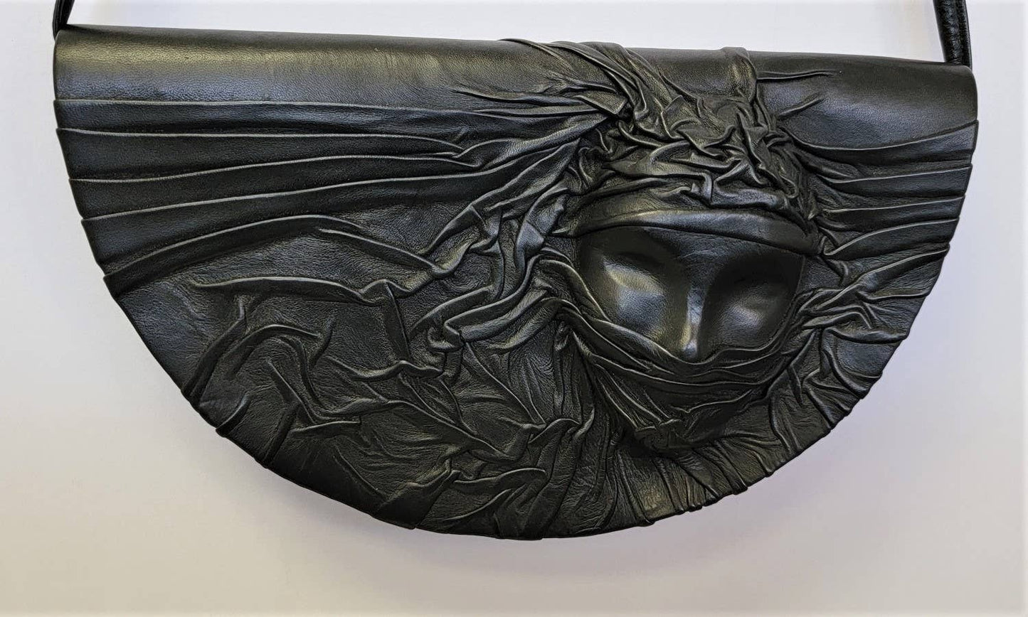 LEATHER 2 D FACE CLUTCH - EPOQUE