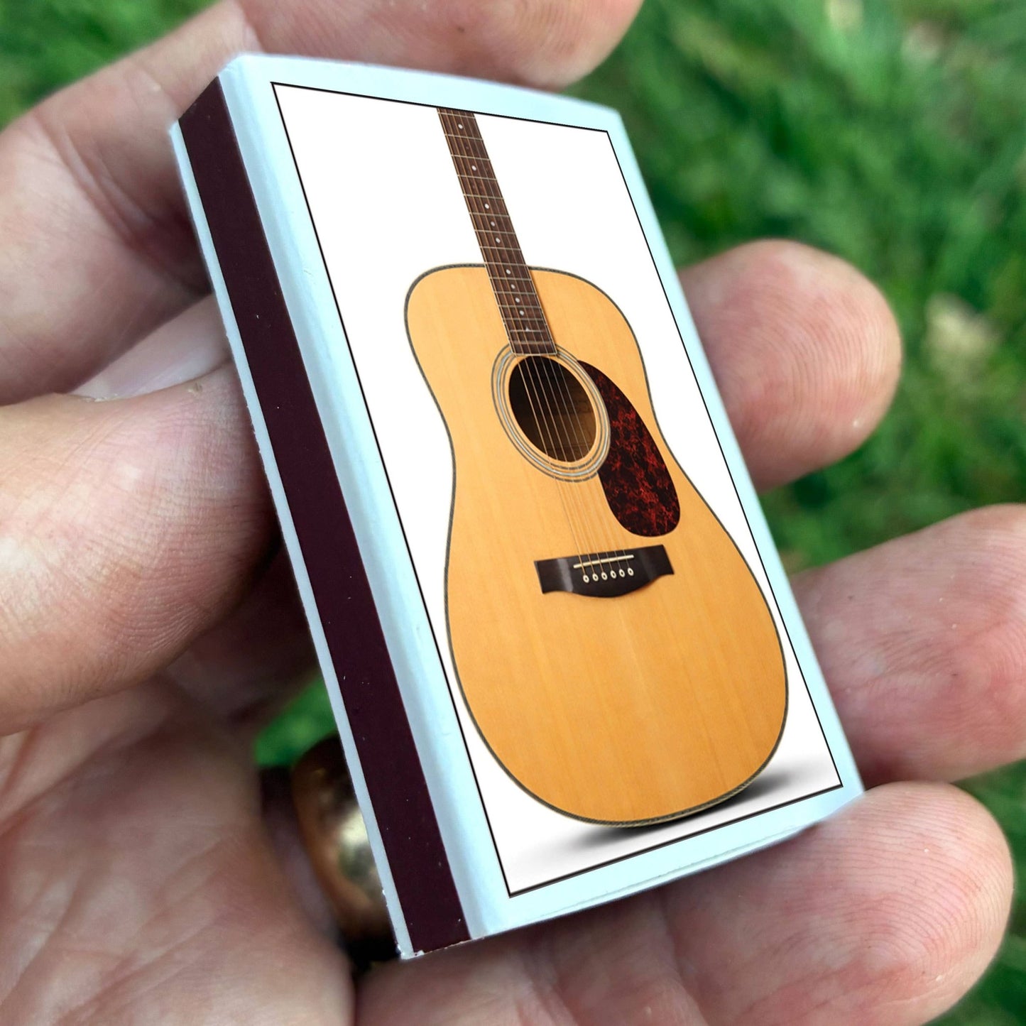 Matches • Acoustic Guitar • Home Decor for Candles & Incense - EPOQUE