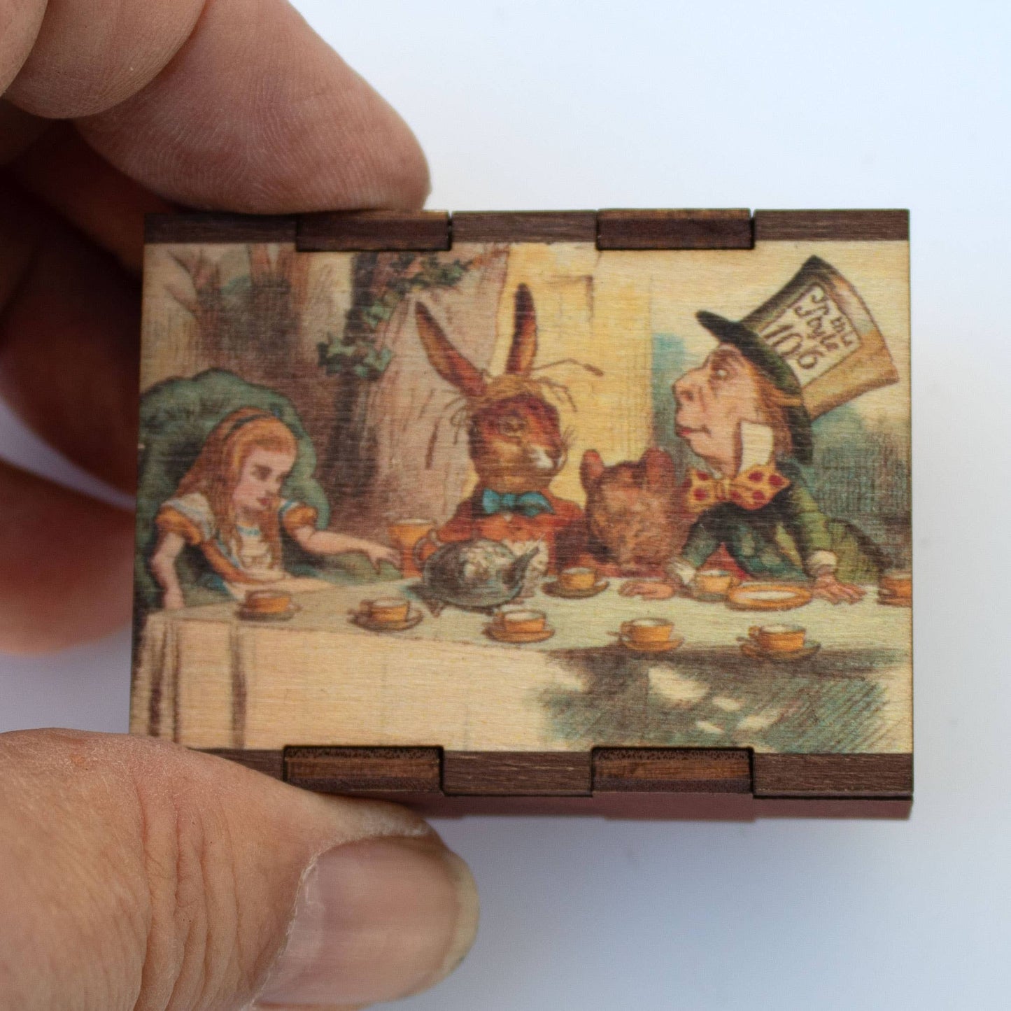Matches • Alice in Wonderland Tea Party Wooden Matchboxes - EPOQUE
