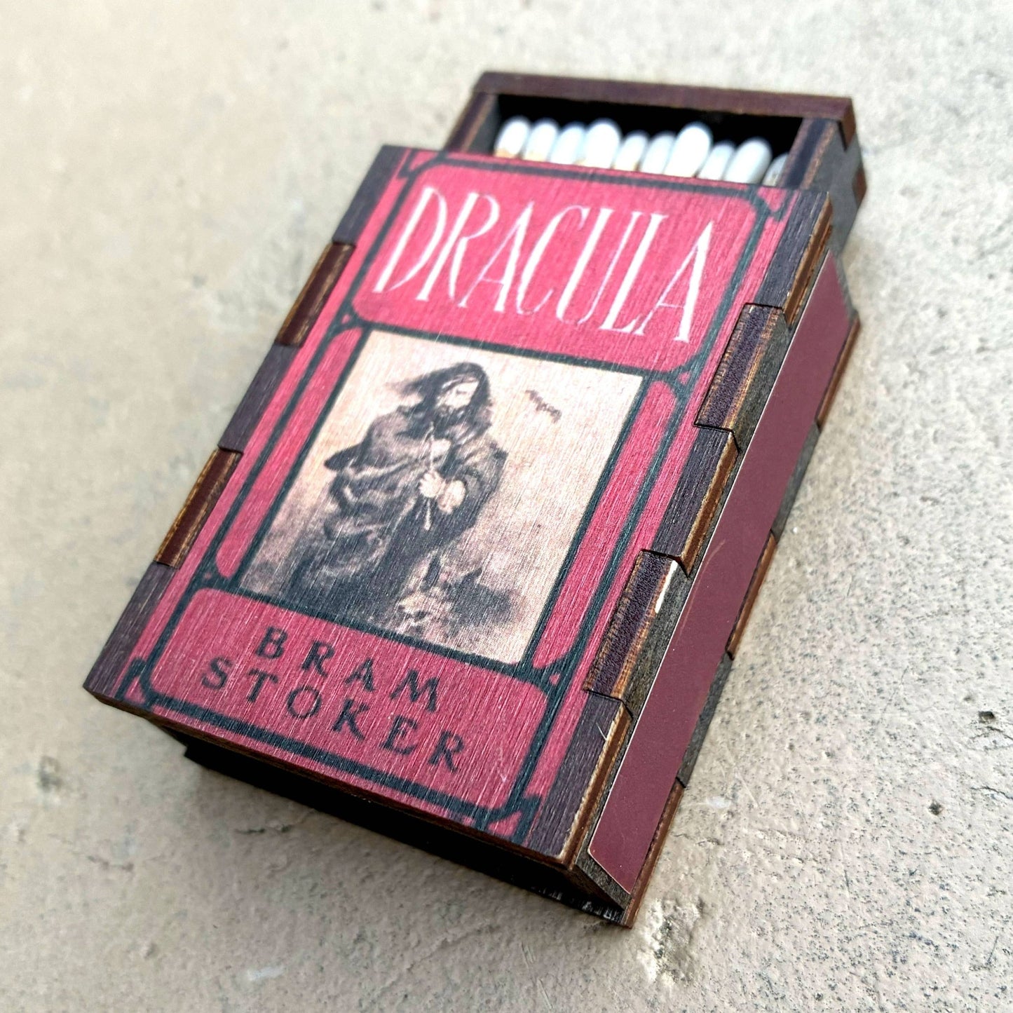 Matches • Bram Stokers Dracula Wooden Matchbox • Home Decor - EPOQUE