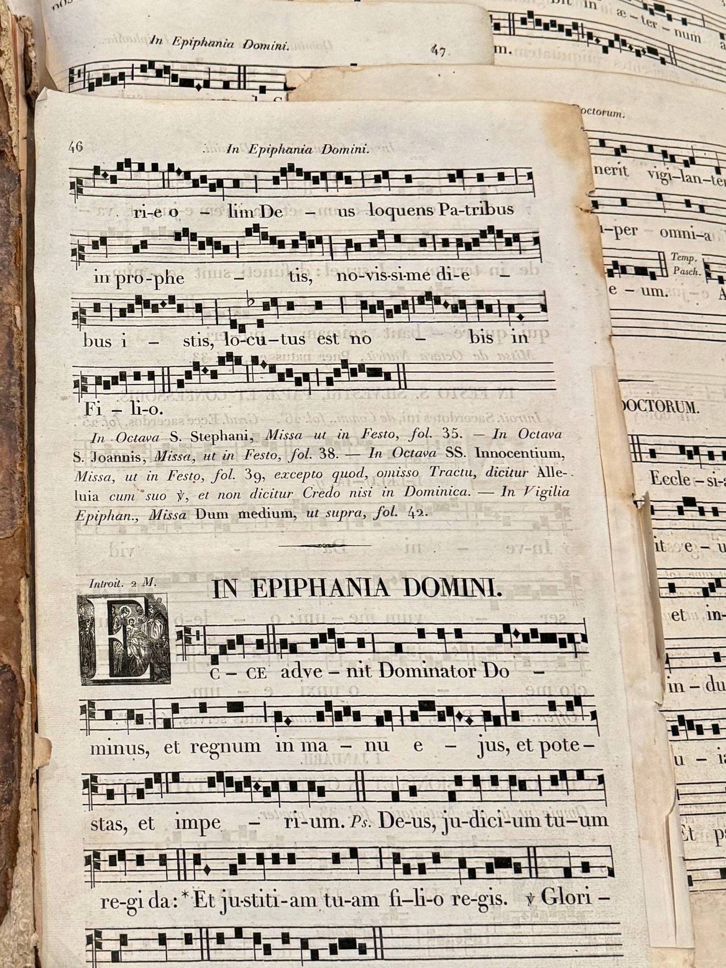 Original Page from 1700s Antiphonarium 250 Yrs Old – Set of 2 - EPOQUE