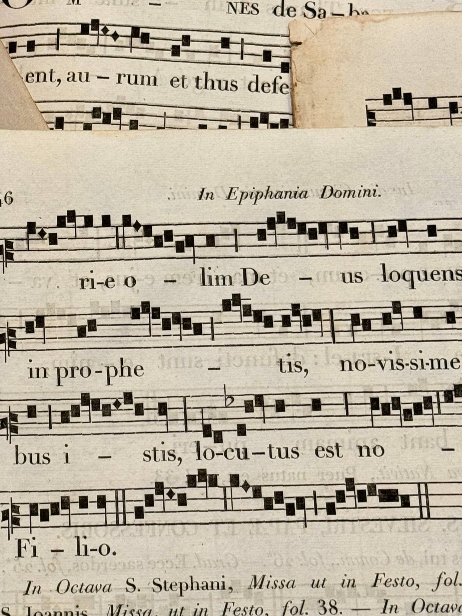 Original Page from 1700s Antiphonarium 250 Yrs Old – Set of 2 - EPOQUE