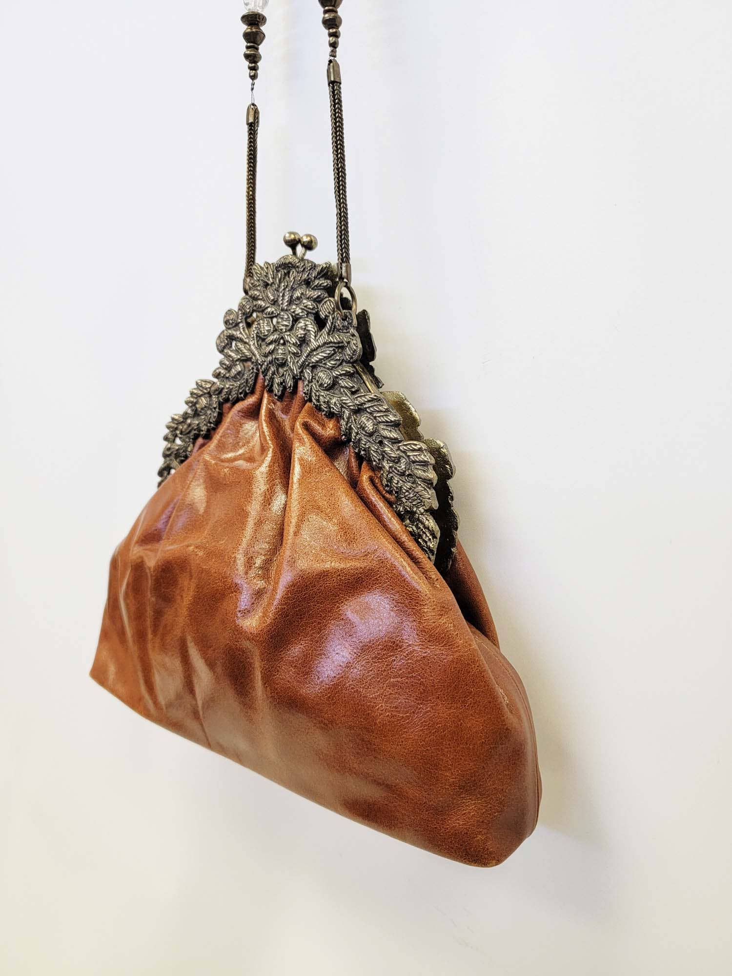 VINTAGE LEATHER CLASSIC CROWN - EPOQUE