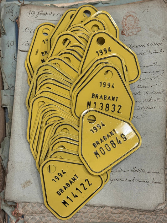 Vintage Retro ORIGINAL Yellow Belgium Bike Plate Tags - EPOQUE